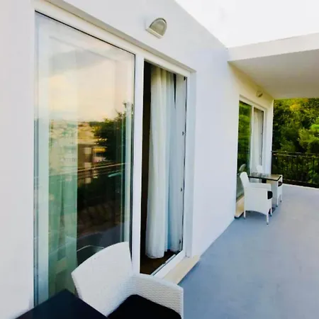 House - Terrace, Balcony