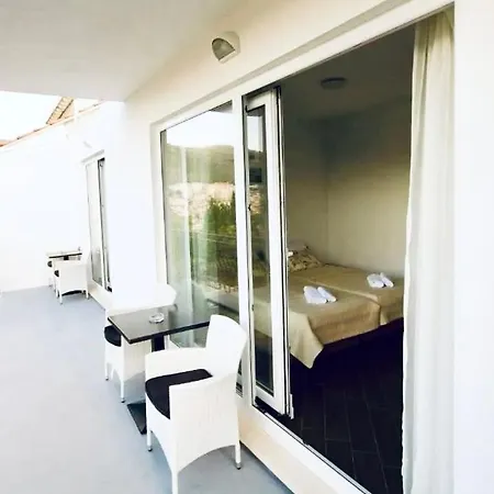 House - Terrace, Balcony *
